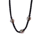 Collier DBL002