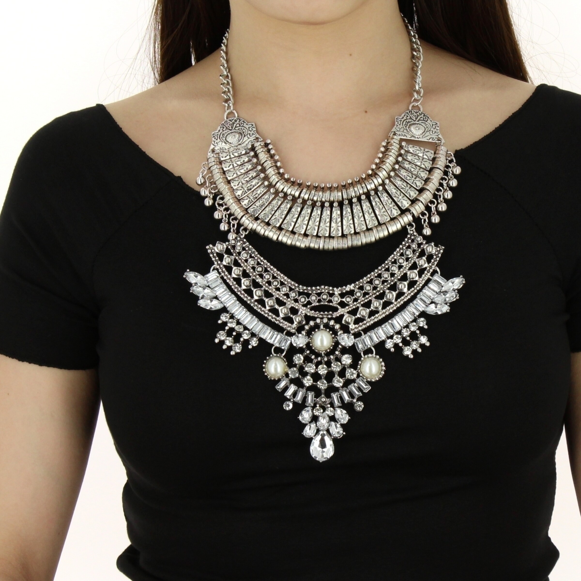 Collier Ethnique Plastron En Alliage Argenté - Occasion Avec Légères Traces D'oxydation - Style Bohème