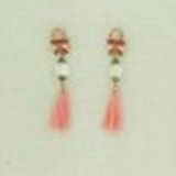 Boucles d'oreilles pompons et nacre Juno