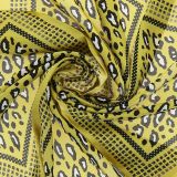 Foulard pour Femme 70 x 70 cm en Polyester haute qualité, sensation Soie, SILVA